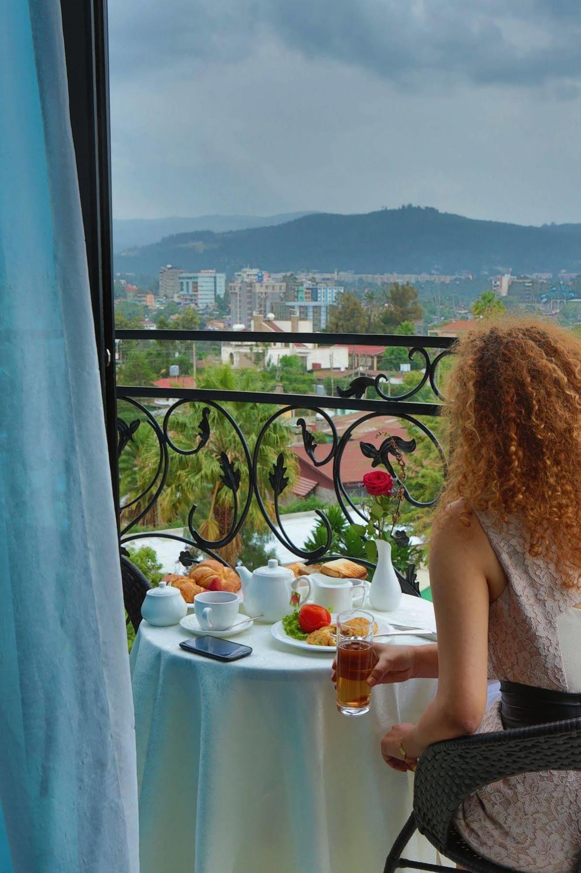 The Residence Hotel Addis Abeba Esterno foto